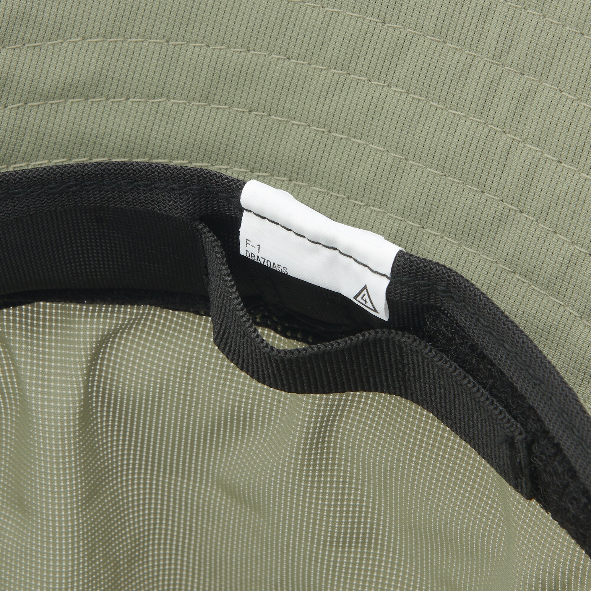 風を通す　ちいさくまとまる　バケットハット