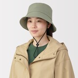 風を通す　ちいさくまとまる　バケットハット