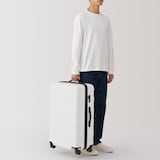 バーを自由に調節できる　ハードキャリーケース（７５Ｌ）