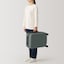 バーを自由に調節できる　ハードキャリーケース（３６Ｌ）
