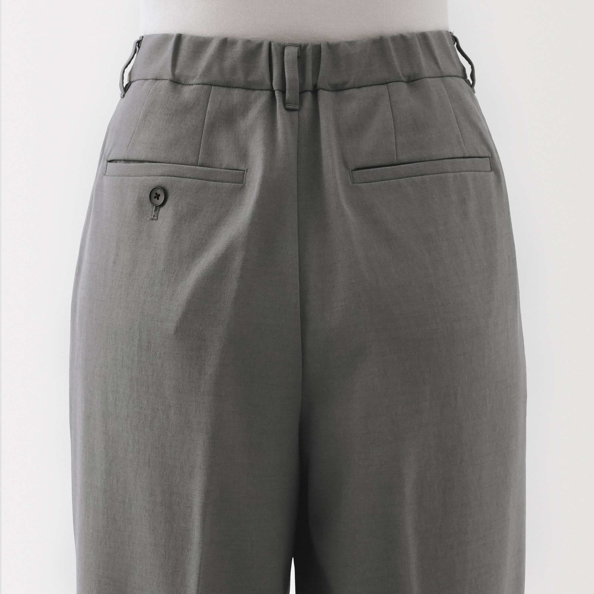 婦人　撥水　テーパードパンツ