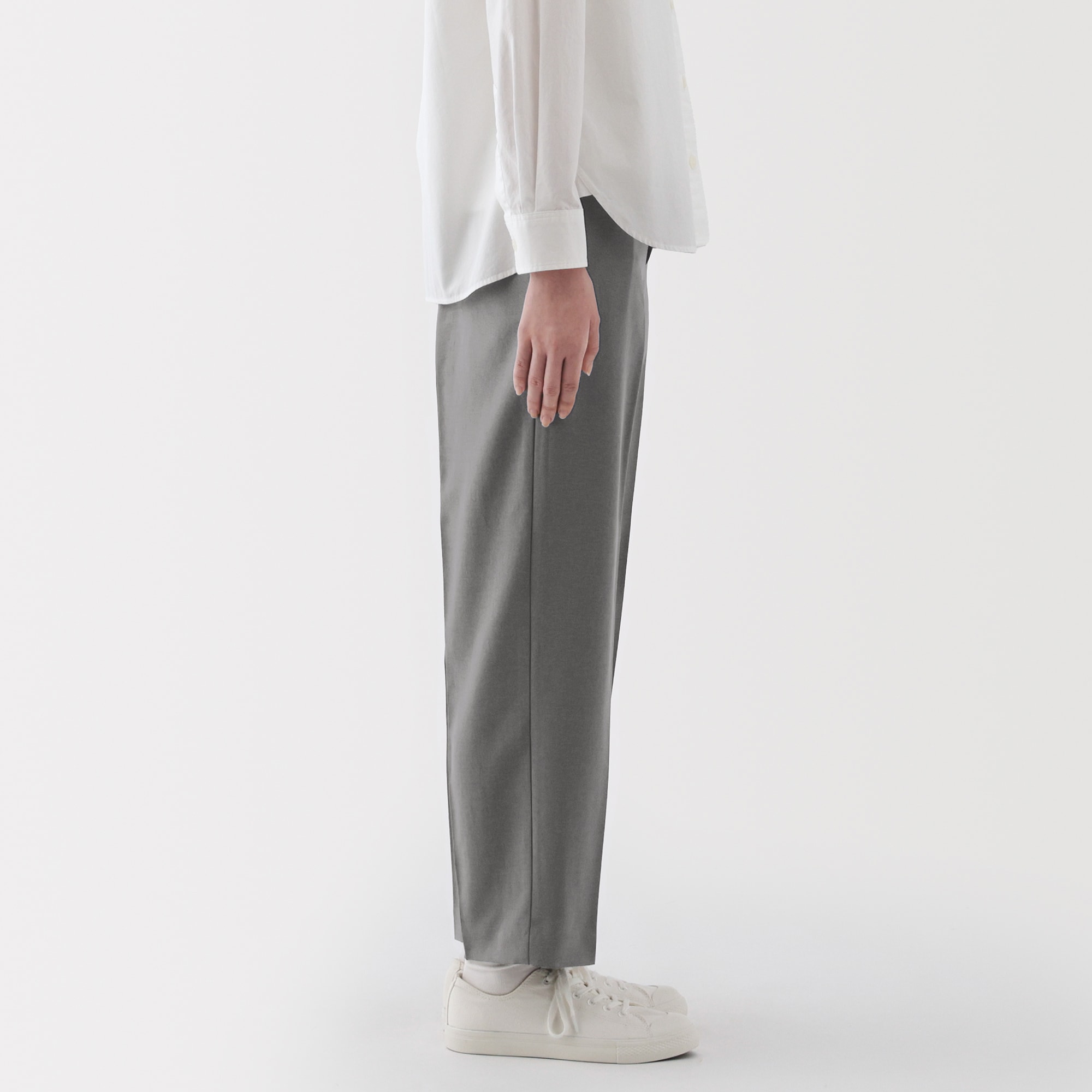 婦人　撥水　テーパードパンツ