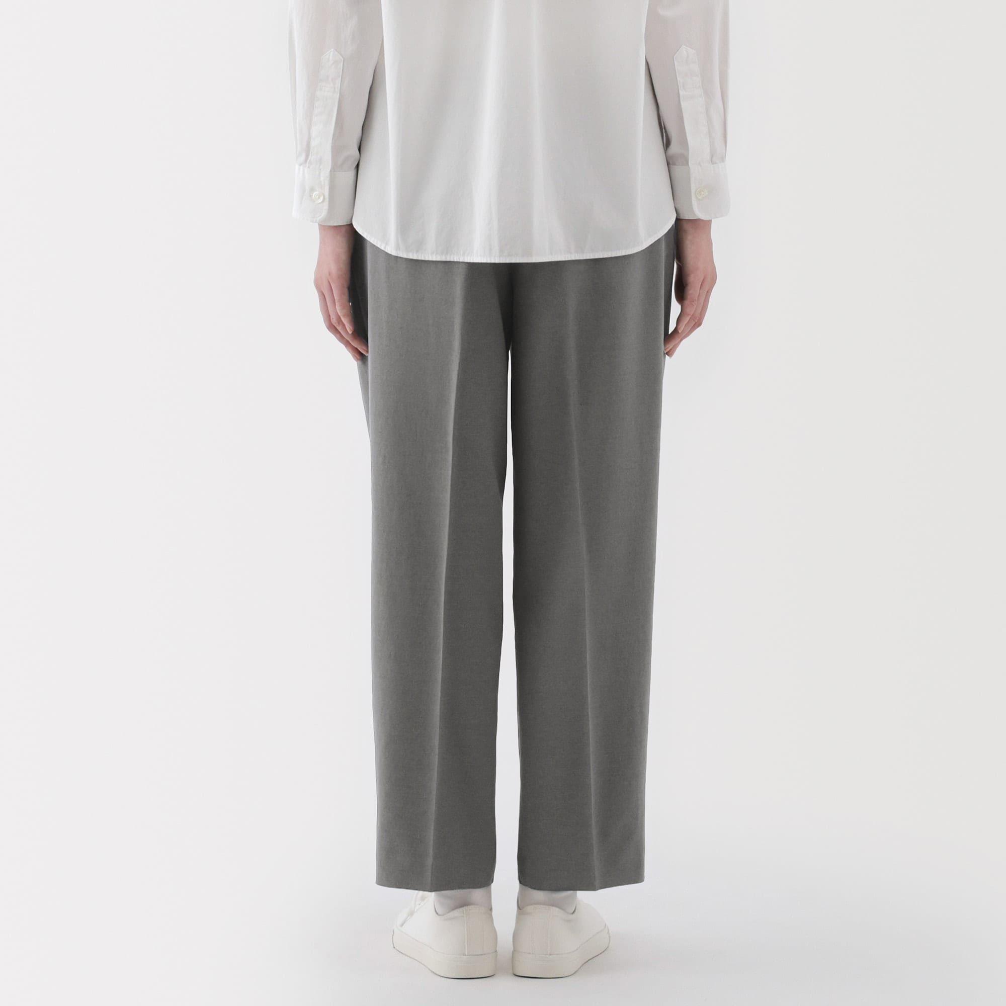 婦人　撥水　テーパードパンツ