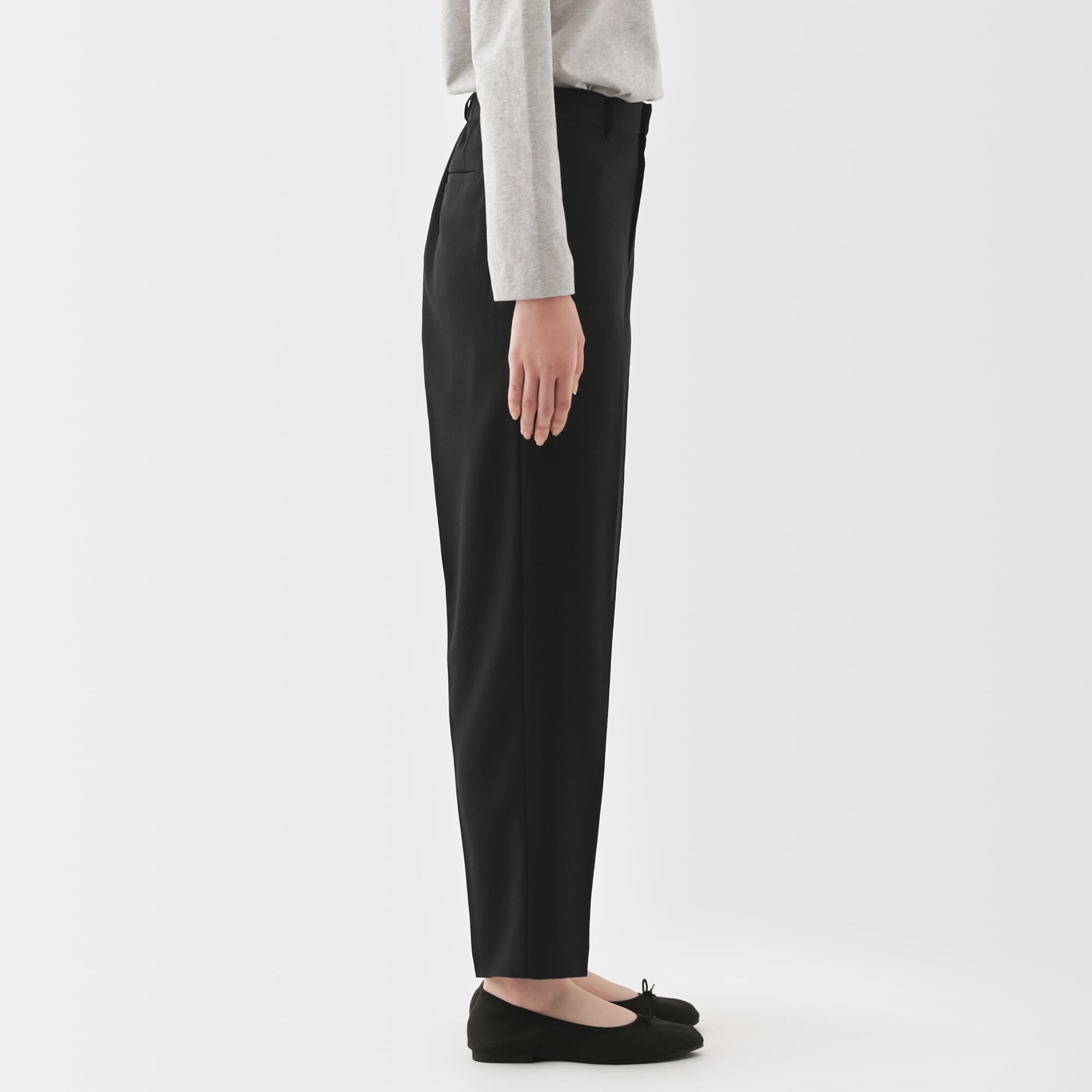 婦人　撥水　テーパードパンツ