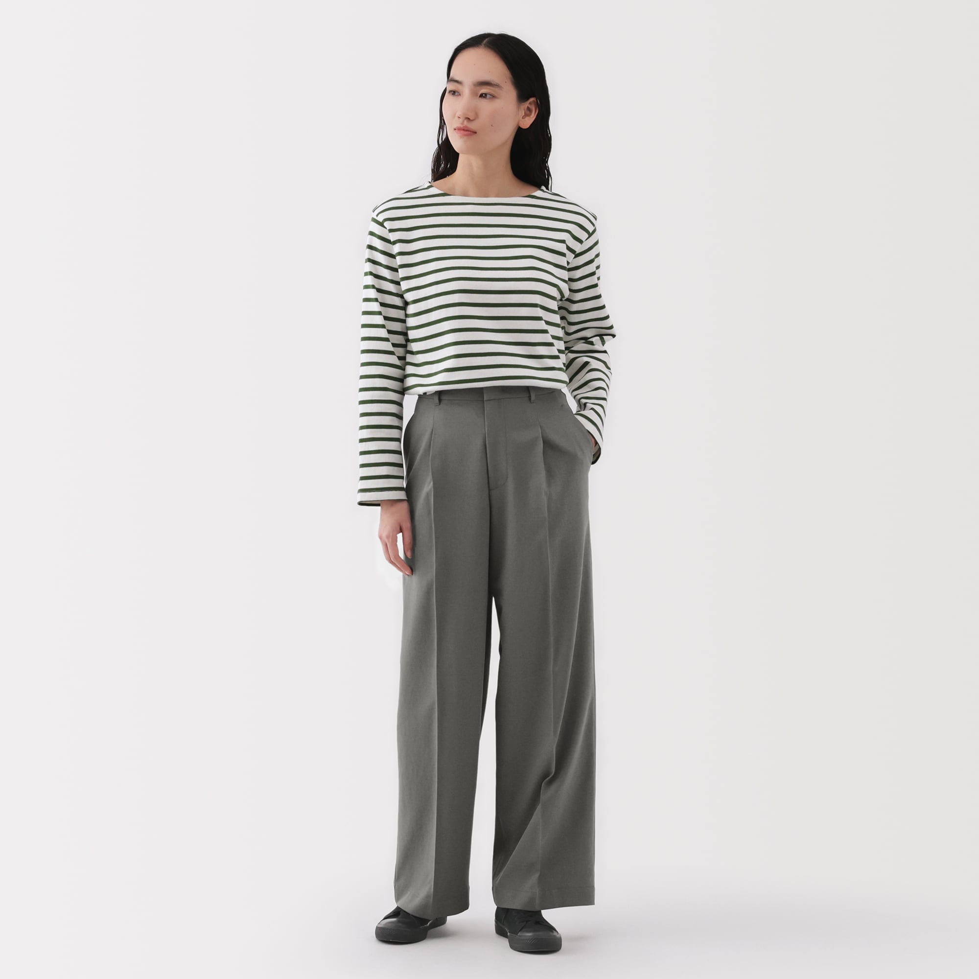 婦人 撥水 タックストレートパンツ | 無印良品