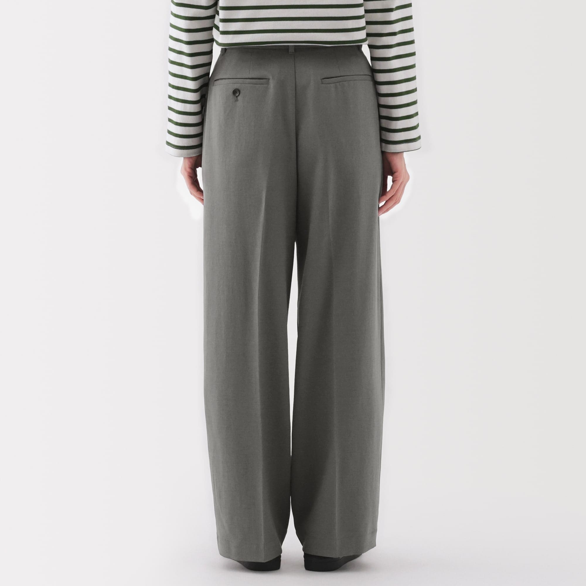 婦人 撥水 タックストレートパンツ | 無印良品