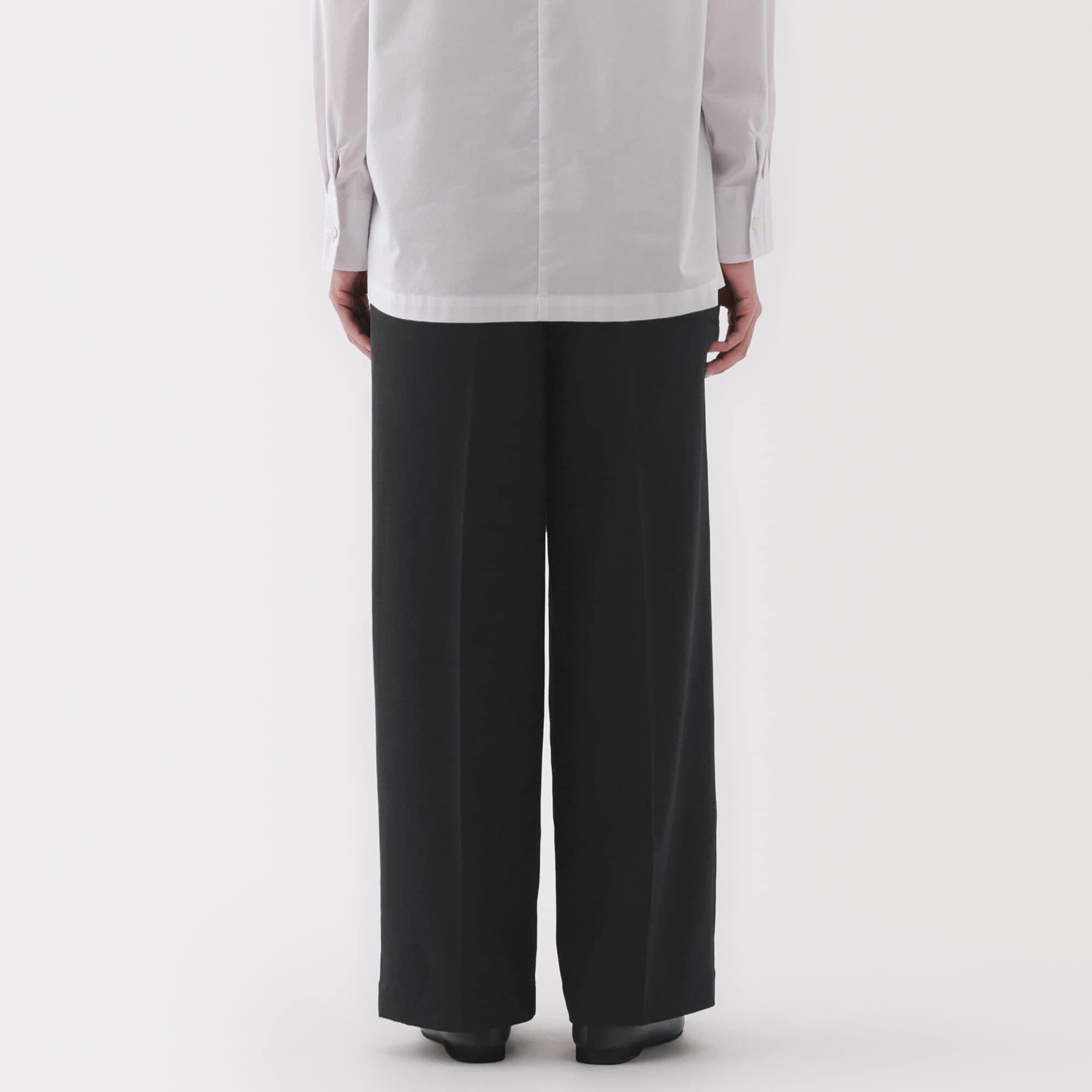 婦人 撥水 タックストレートパンツ | 無印良品