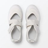 スニーカーサンダル