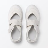 スニーカーサンダル