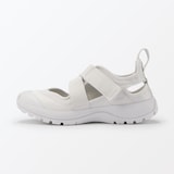 スニーカーサンダル