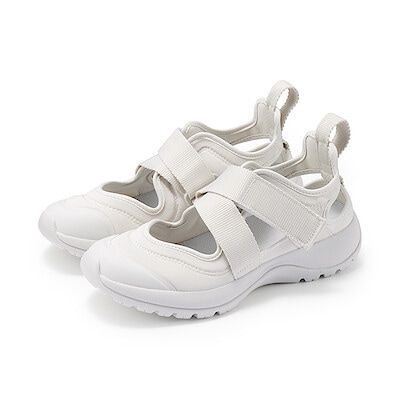 スニーカーサンダル