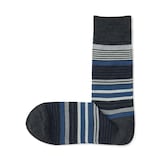 紳士　光沢感のあるウール糸で編んだ　足なり直角　靴下（ボーダー）
