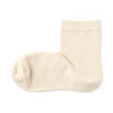 婦人　足なり直角　履き口やわらか　ショート丈靴下（口ゴムなし・三層）