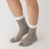 婦人　足なり直角　重ね履き　５本指靴下（２足組）
