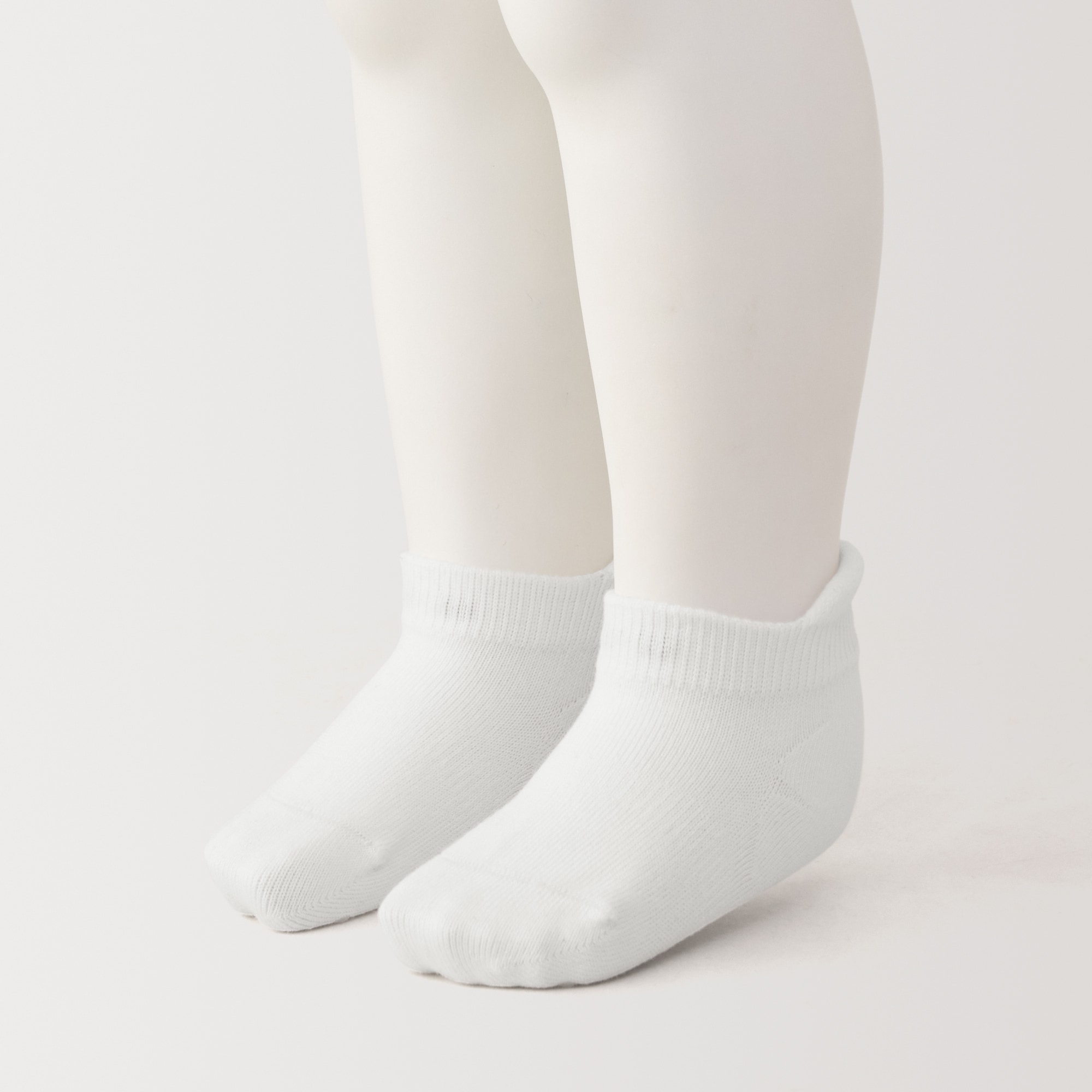 ベビー　足なり直角　スニーカーイン（３足組）