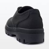 婦人　柔らかい中敷を使用した　撥水タンクソールシューズ