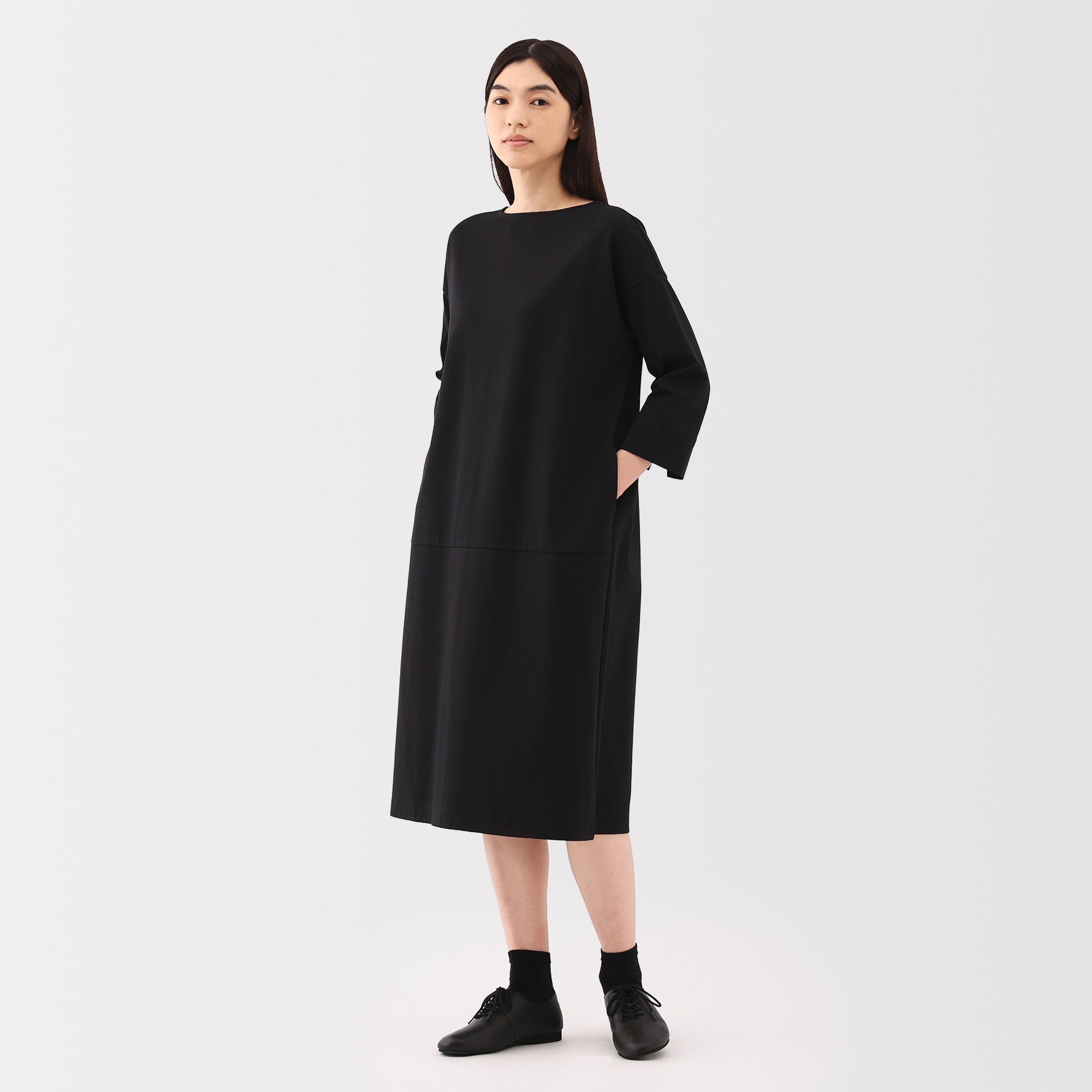 【★美品★】MHL.コットン ワンピース 定価30,800円 ひざ丈 七分袖 黒 ☆美品☆】MHL.コットン ワンピース 定価30,800円 ひざ丈 七分袖 黒