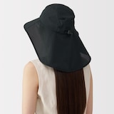 風を通す　ちいさくまとまる　日除け付きハット