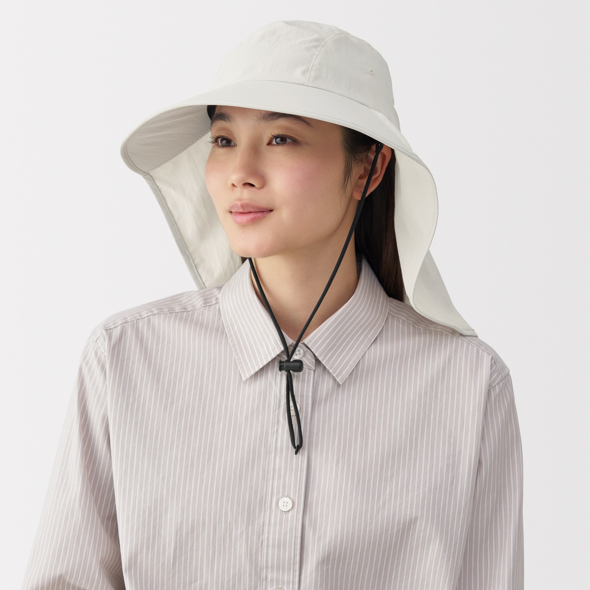 無印良品　風を通すちいさくまとまる　日除け付きハット　サンドベージュ　新品未使用 風を通す ちいさくまとまる 日除け付きハット | 無印良品