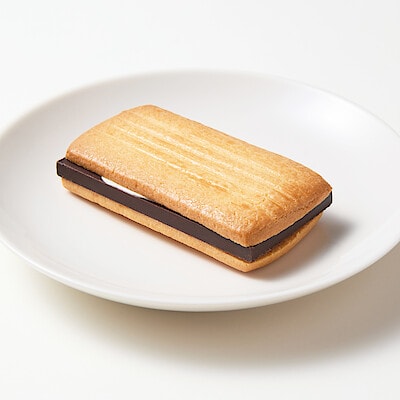 【１１月中旬発売予定】ビターチョコサンドクッキー