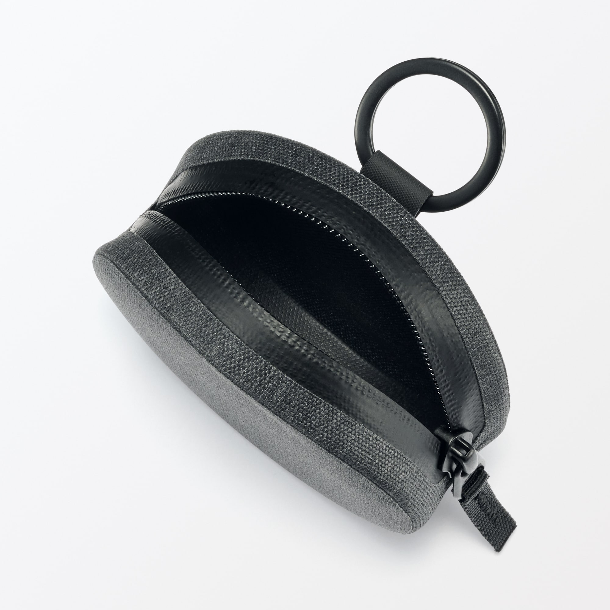 耐水生地を使った　ウェルダー　ラウンドケース