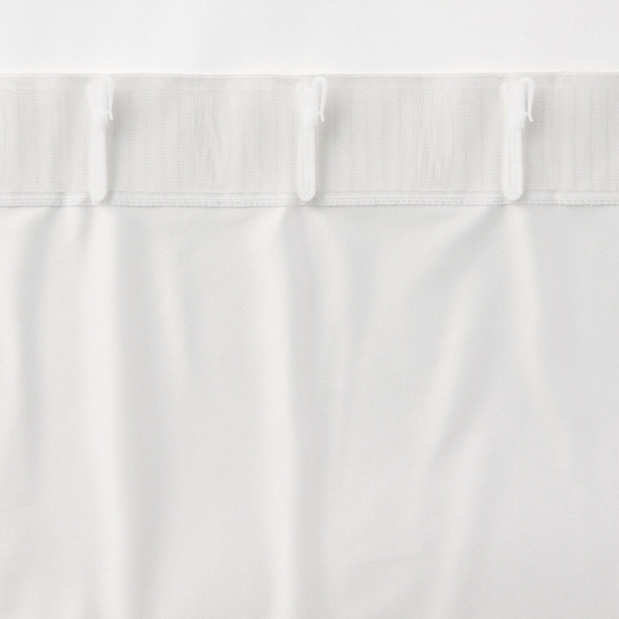 花粉をキャッチし熱を通しにくいレースノンプリーツカーテン