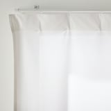 花粉をキャッチし熱を通しにくいレースノンプリーツカーテン