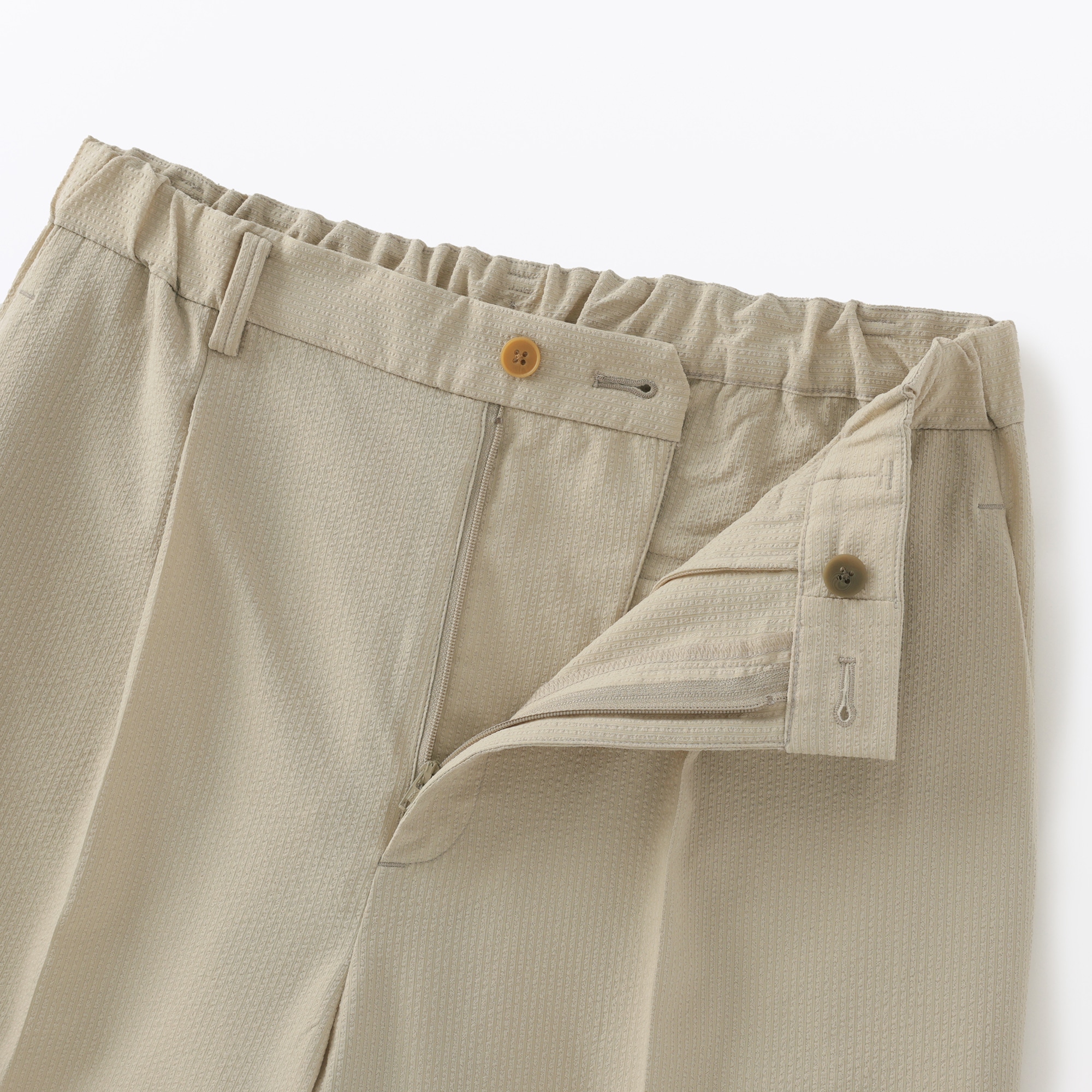 婦人　風を通す　ストレッチサッカーイージーテーパードパンツ