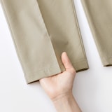 婦人　風を通す　ストレッチサッカーイージーテーパードパンツ