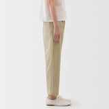 婦人　風を通す　ストレッチサッカーイージーテーパードパンツ