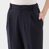 婦人　風を通す　ストレッチサッカーイージーテーパードパンツ