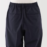 婦人　風を通す　ストレッチサッカーイージーテーパードパンツ