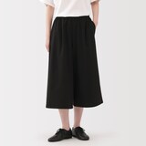 婦人　風を通す　ストレッチサッカーイージークロップドパンツ