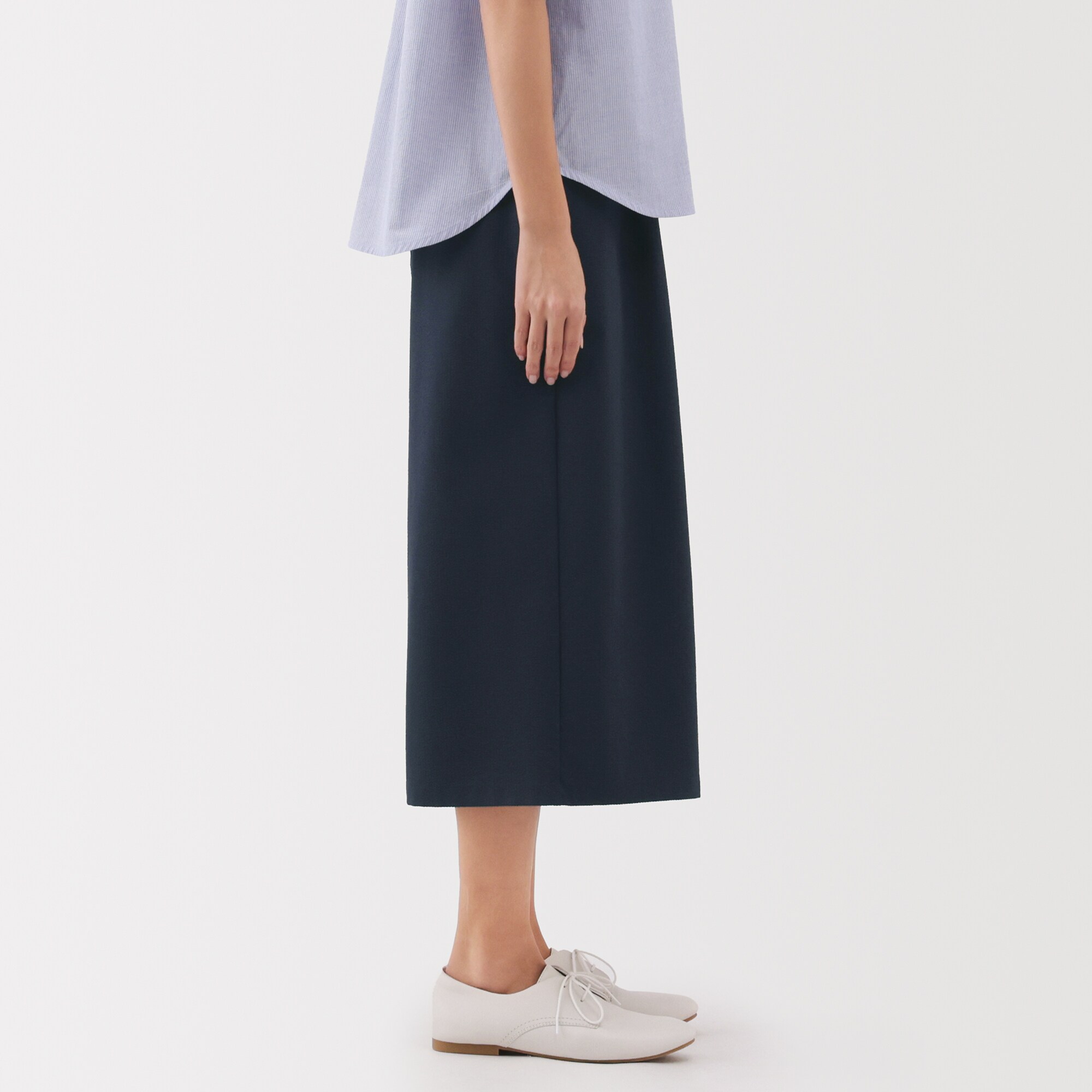 婦人　風を通す　ストレッチサッカーイージークロップドパンツ