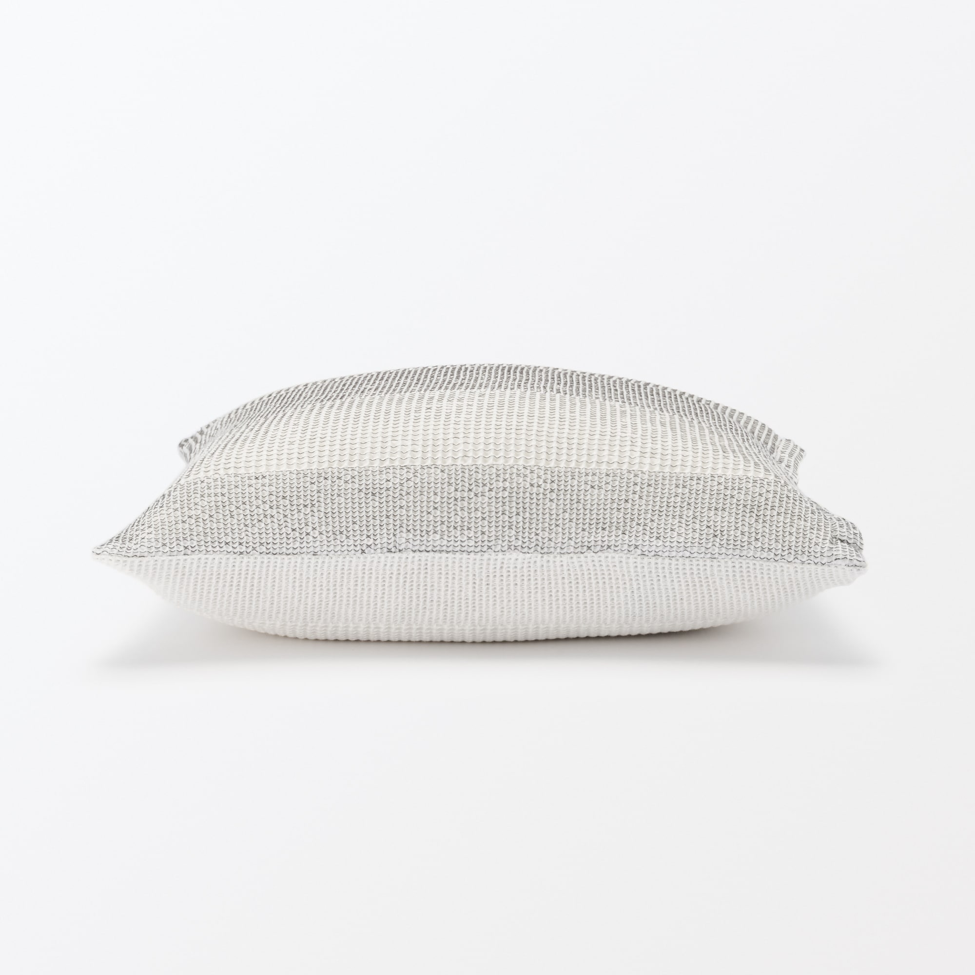 インド綿ミニワッフル織クッションカバー