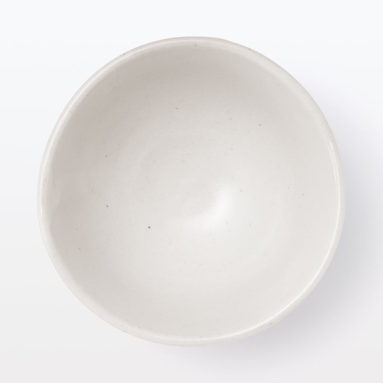 美濃焼　飯碗大　ねずみ志野サビ無し