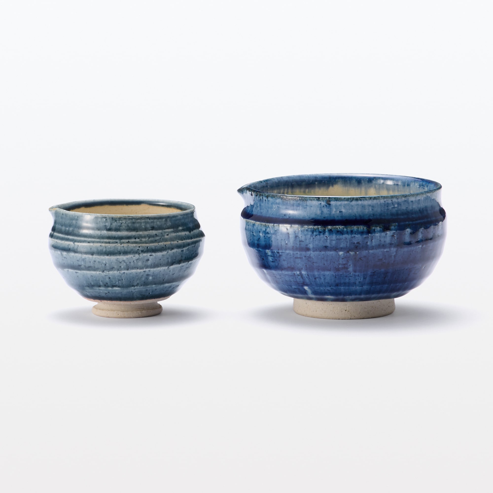 美濃焼　片口丸すり鉢　大