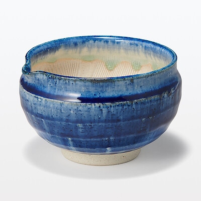 美濃焼　片口丸すり鉢　大　藍釉　約直径１３．５ｃｍ