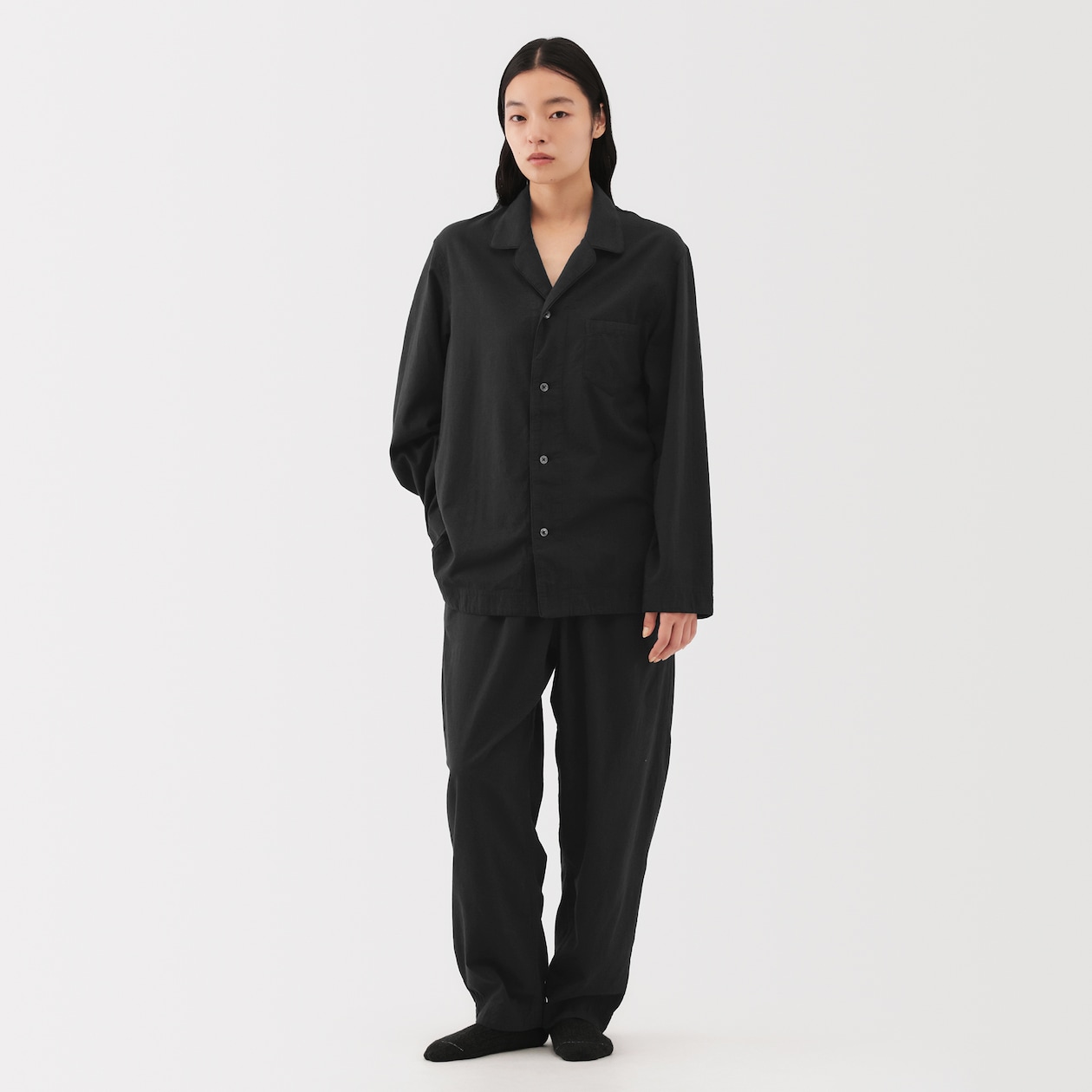 男女兼用　インドの手紬ぎ手織りパジャマ