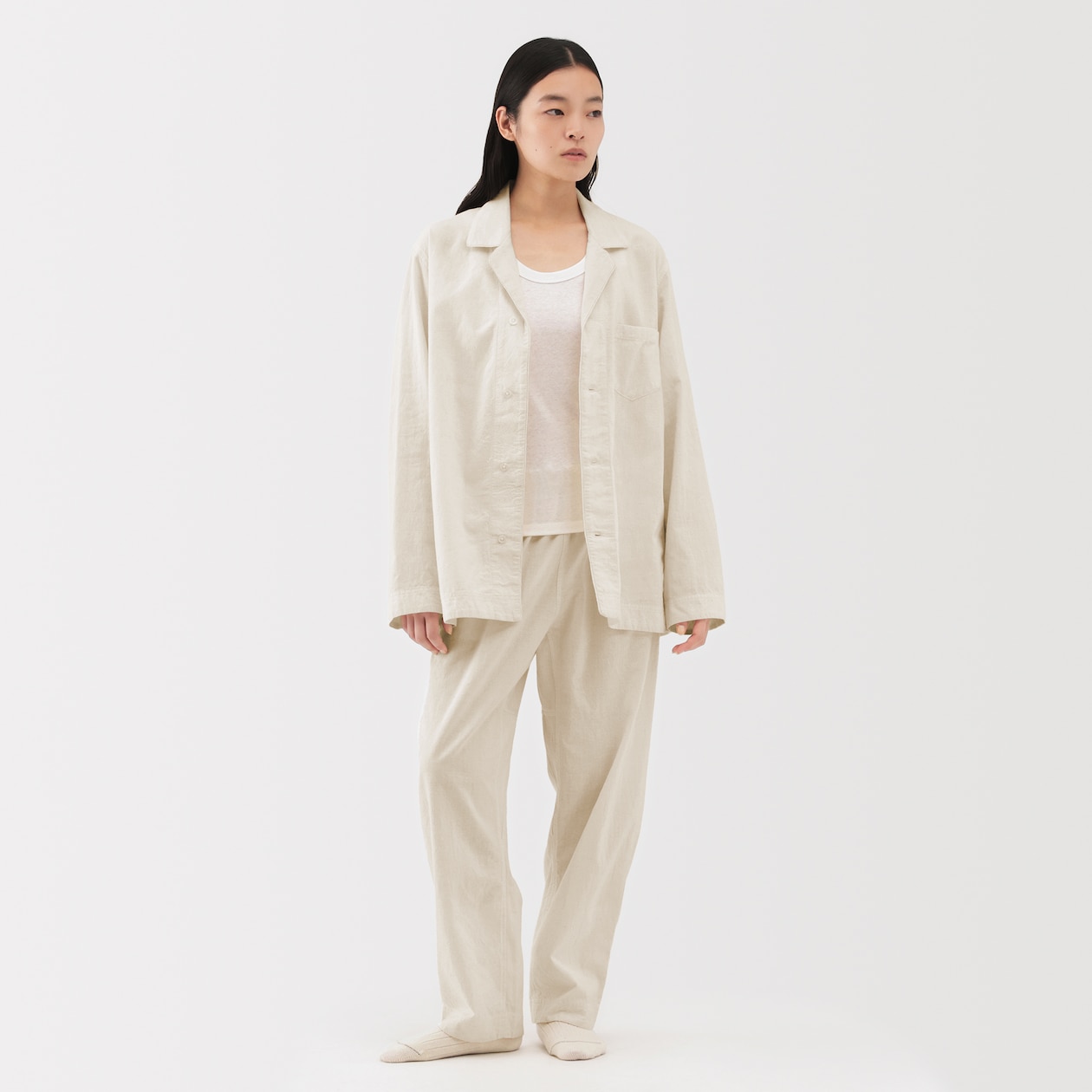 男女兼用　インドの手紬ぎ手織りパジャマ