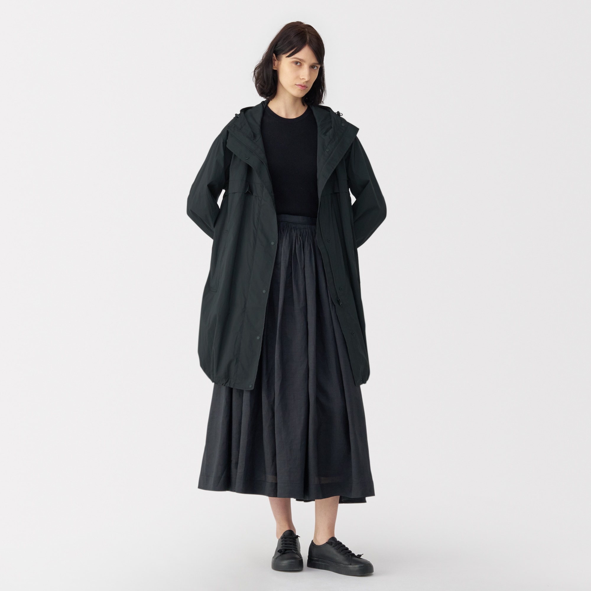 婦人 軽量撥水ナイロンフード付きコート | 無印良品
