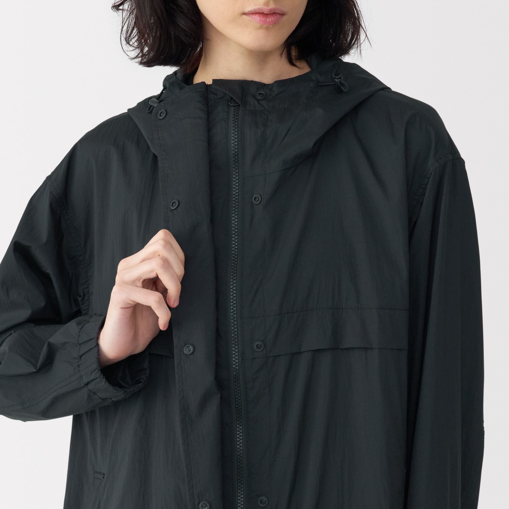 婦人 軽量撥水ナイロンフード付きコート | 無印良品