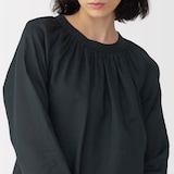 婦人　ラミーギャザーブラウス