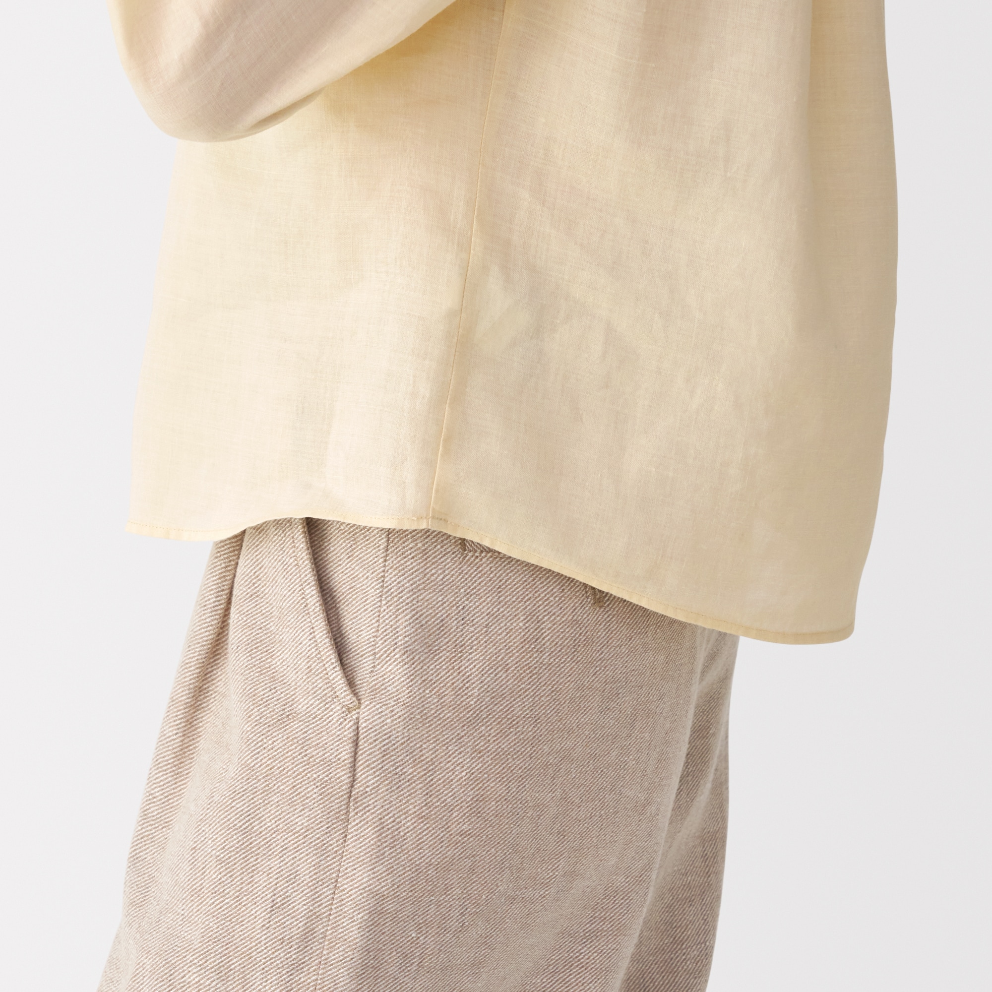 婦人　ラミーギャザーブラウス