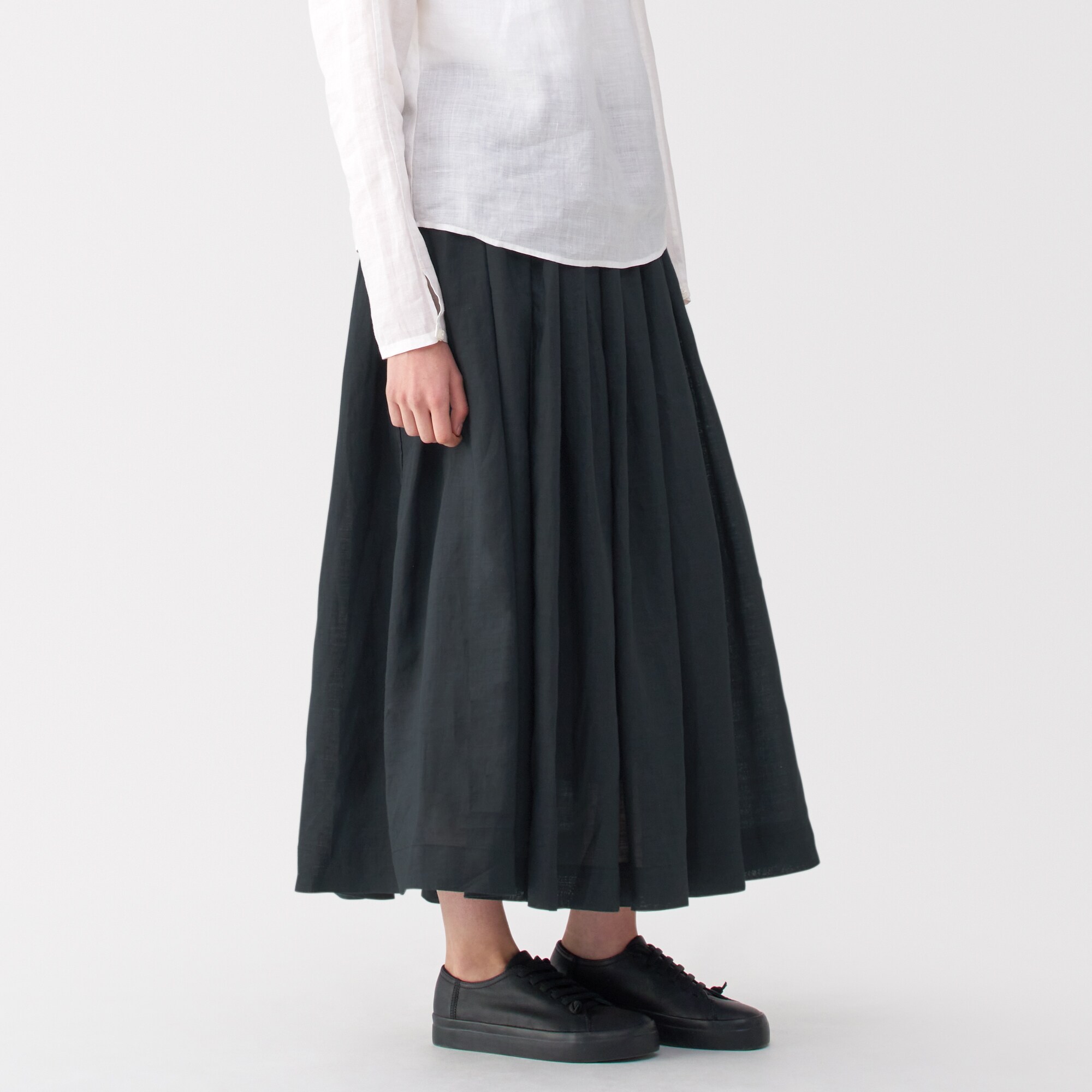 【今季完売新品】無印muji laboラミータックスカート 70 黒 black 婦人 ラミータックスカート | 無印良品