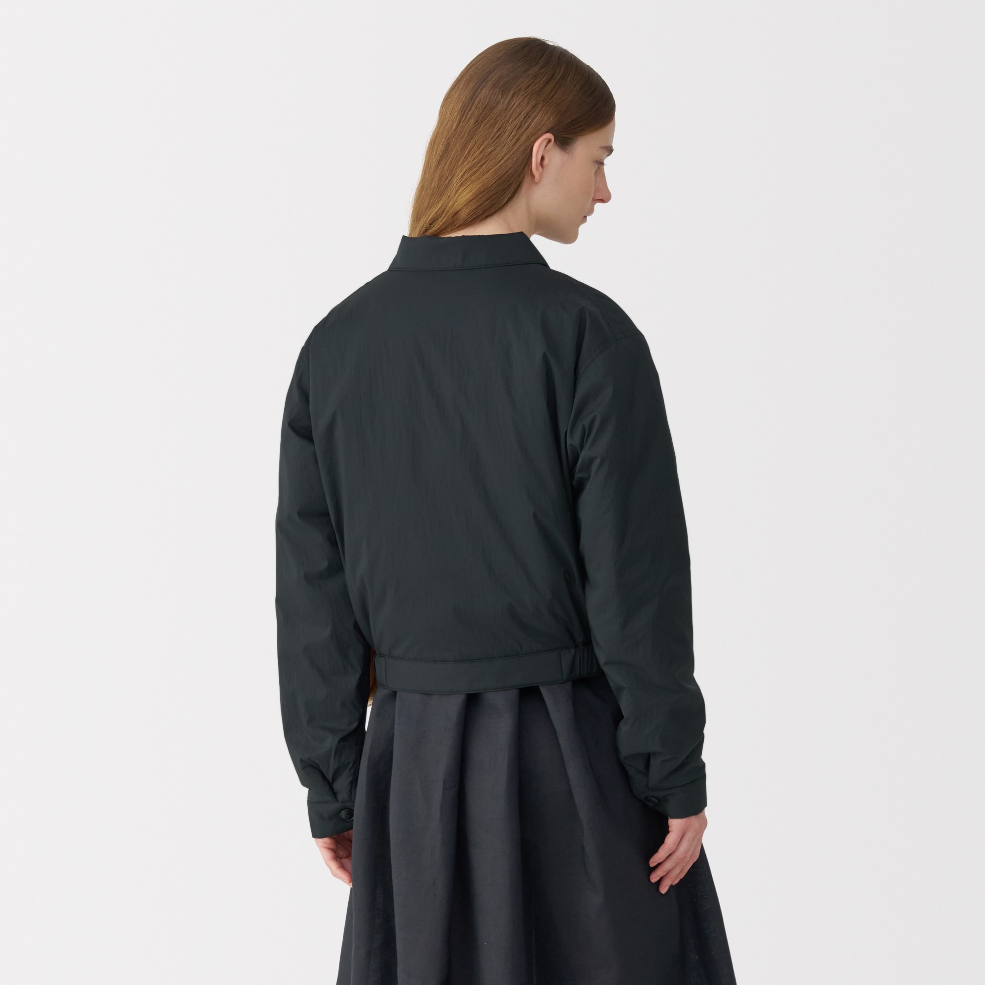 婦人　ナイロン中わたブルゾン