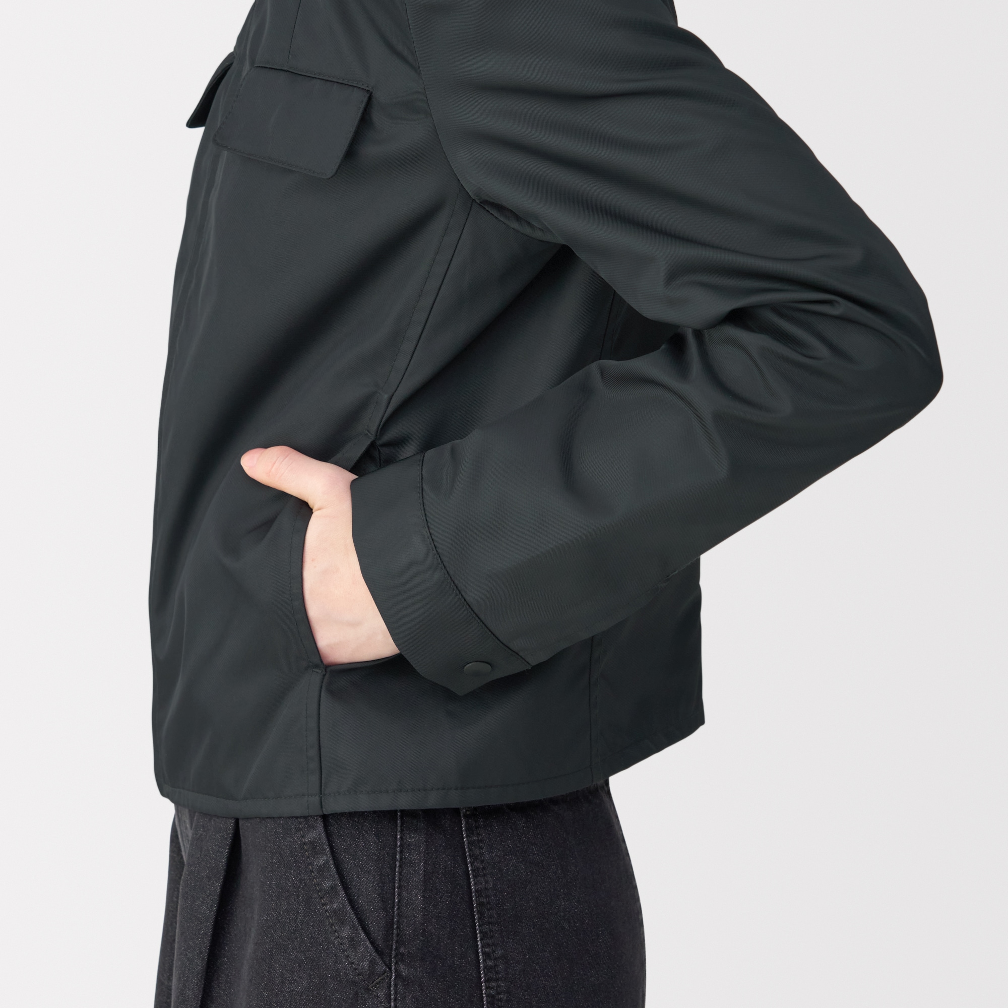 婦人　ナイロンツイルジップブルゾン