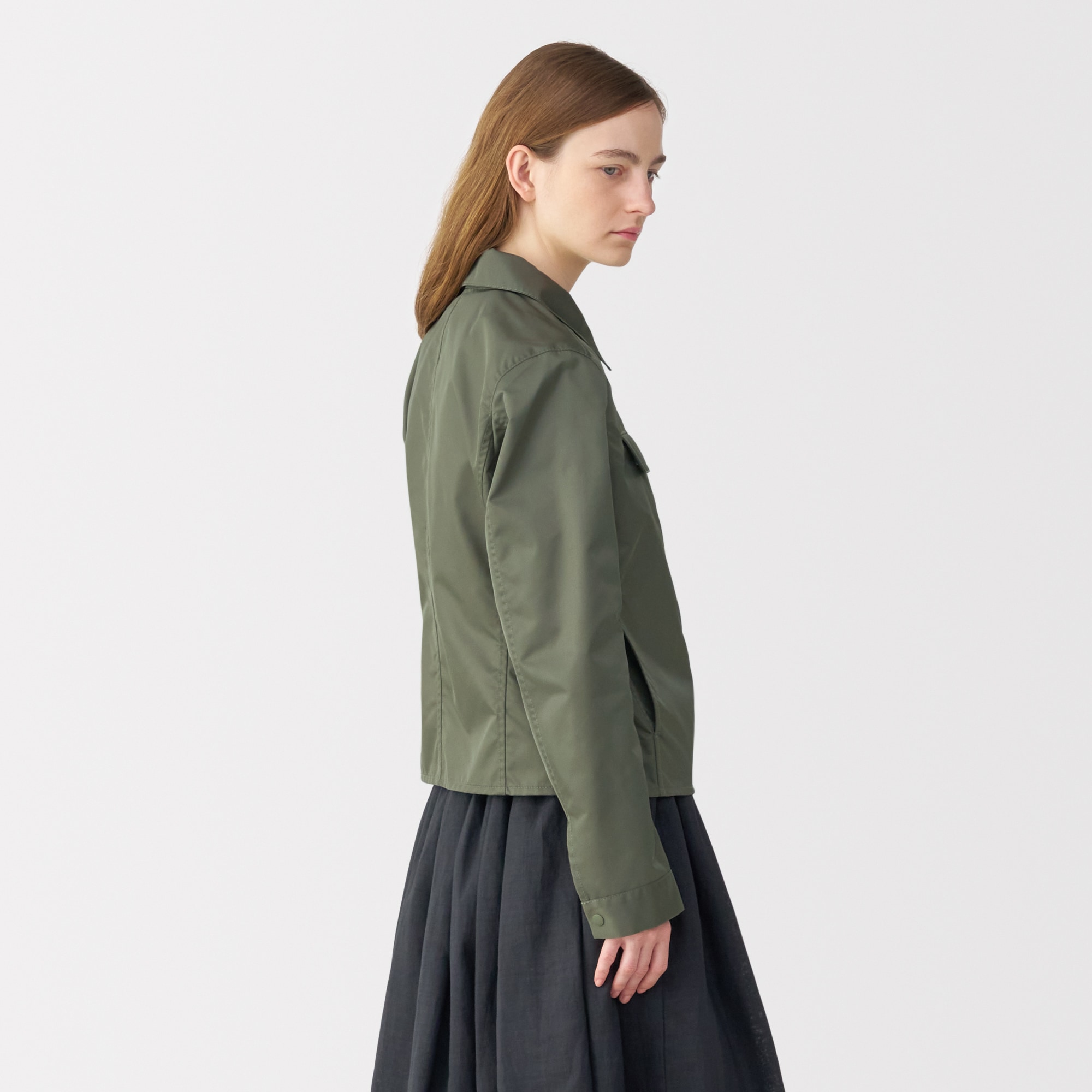 婦人　ナイロンツイルジップブルゾン