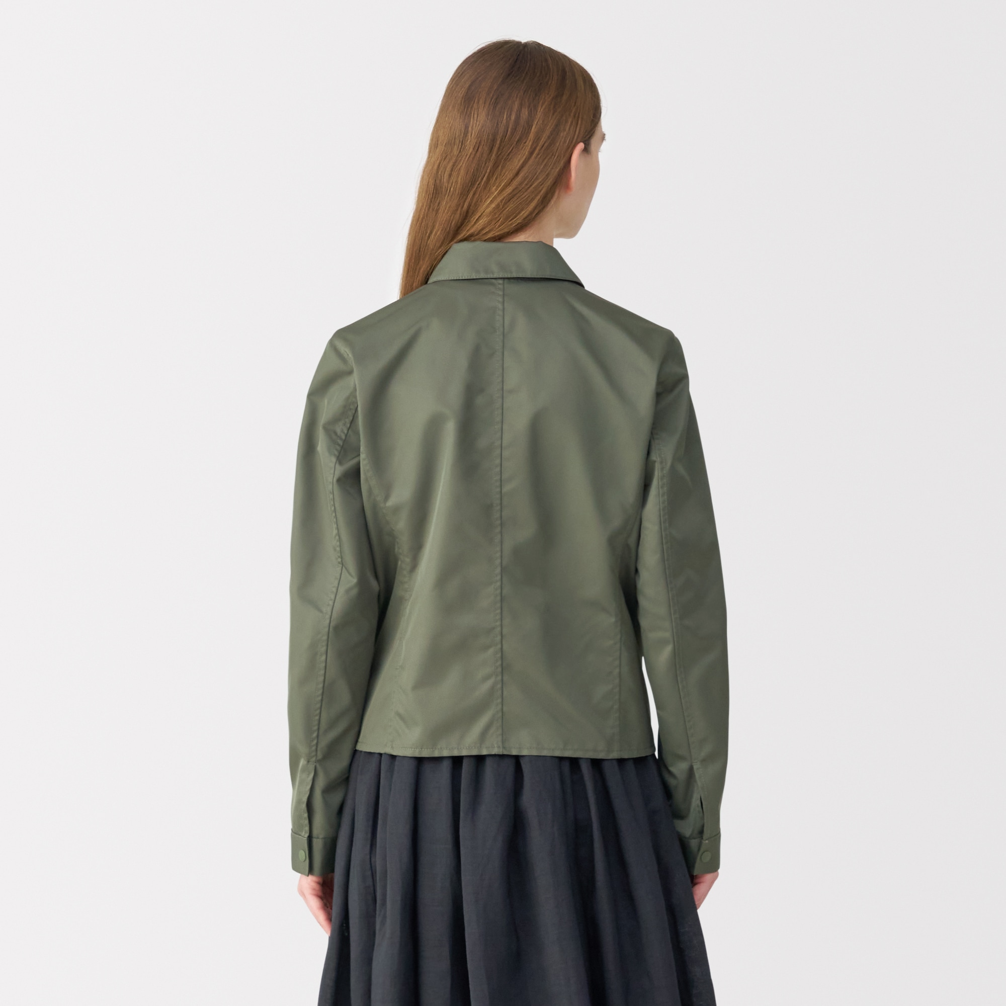 婦人　ナイロンツイルジップブルゾン