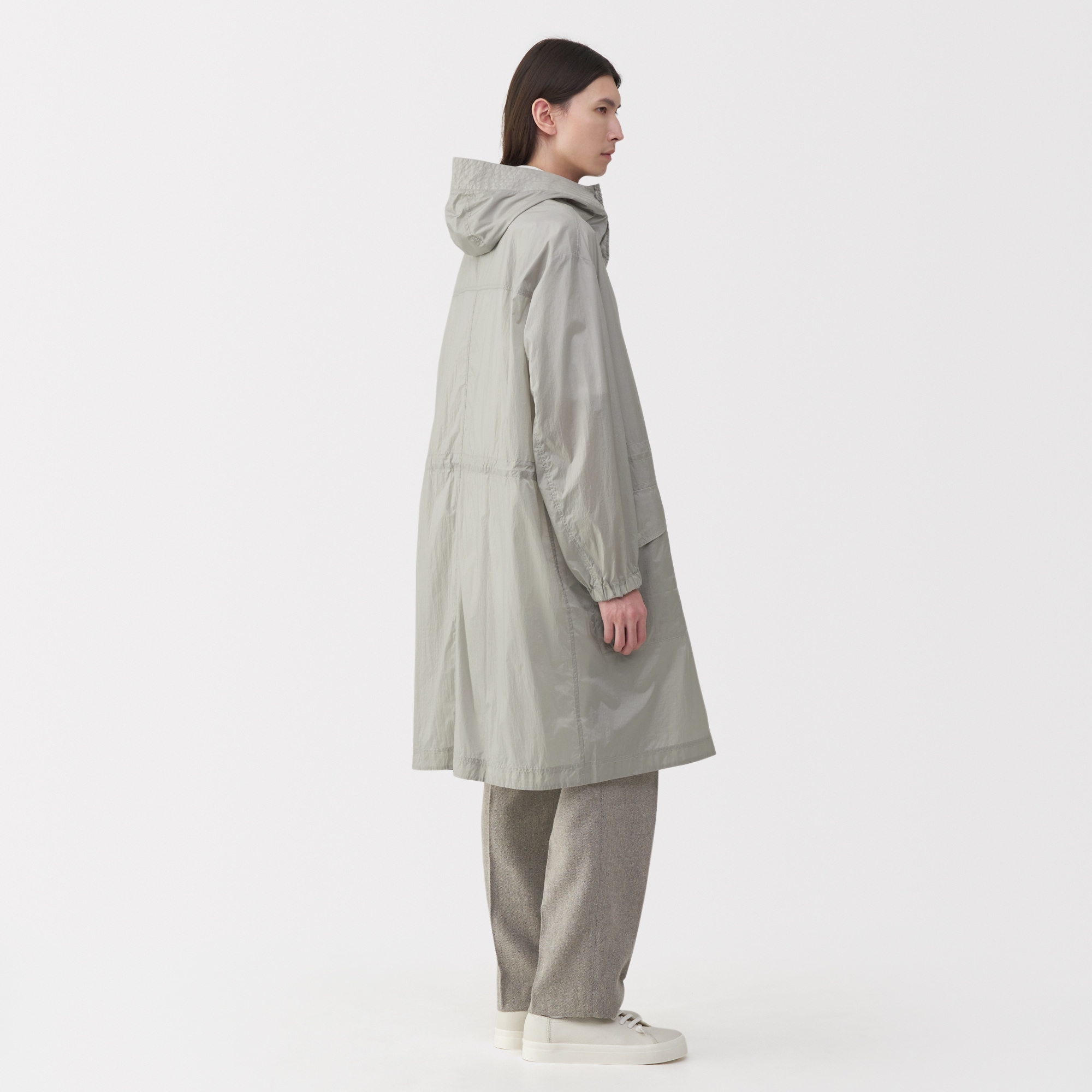 紳士　軽量撥水ナイロンフード付きコート
